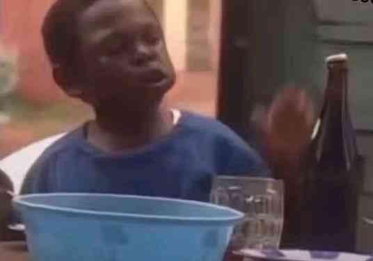 I dan use the money for raining days guide oo,if rain fall, I go use the water baff | MirrorLog